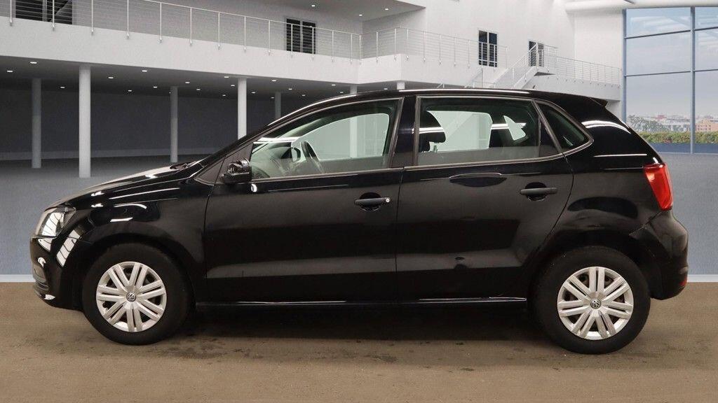 Used Volkswagen Polo 2017 for sale - 76099605: Photo 6