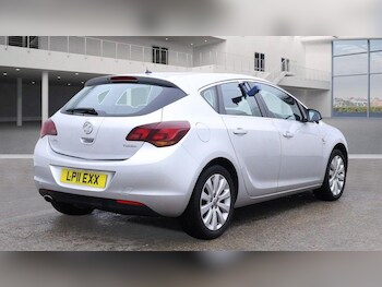 Used Vauxhall Astra 2011 for sale - 76473194: Photo