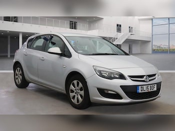 Used Vauxhall Astra 2015 for sale - 76121356: Photo