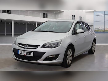 Used Vauxhall Astra 2015 for sale - 76121356: Photo