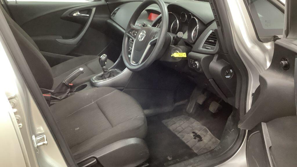 Used Vauxhall Astra 2015 for sale - 76121356: Photo 9
