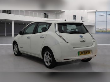 Used Nissan Leaf 2017 for sale - 76839716: Photo