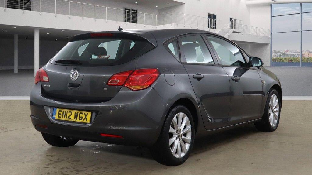Used Vauxhall Astra for sale - 76485323: Photo 4