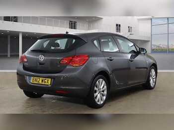 Used Vauxhall Astra 2012 for sale - 76485323: Photo
