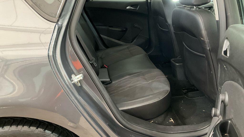 Used Vauxhall Astra for sale - 76485323: Photo 8