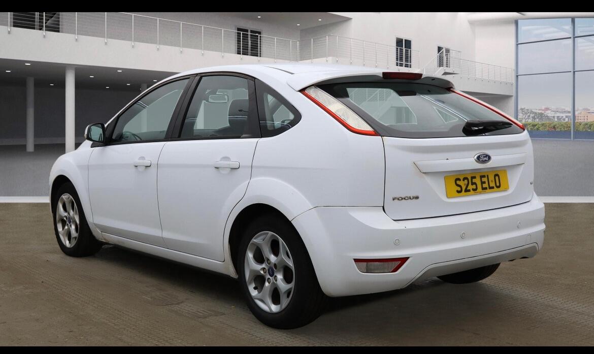 Used Ford Focus 2011 for sale - 76377458: Photo 3