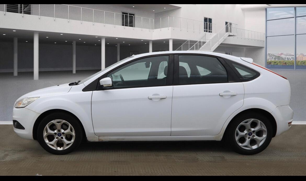 Used Ford Focus 2011 for sale - 76377458: Photo 6