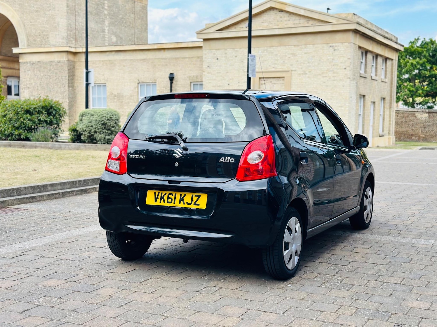 Vehicle 19