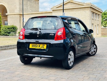 Suzuki - Alto