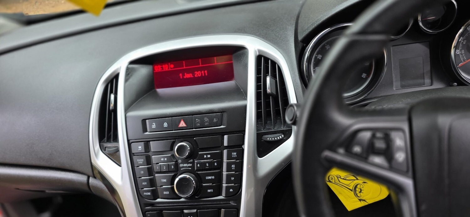 Used Vauxhall Astra 2015 for sale - 76227100: Photo 42