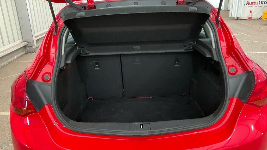 Used Vauxhall Astra 2015 for sale - 76227100: Photo 44