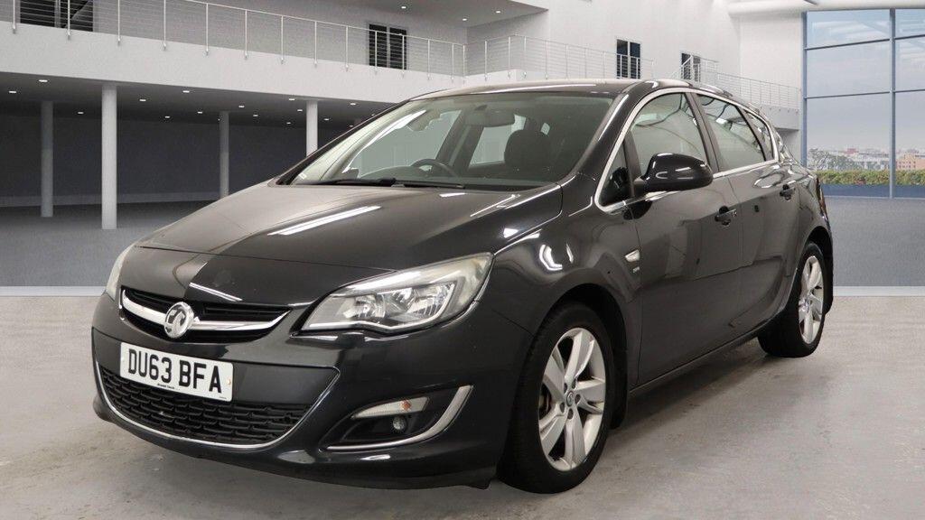 Used Vauxhall Astra for sale - 76472186: Photo 2