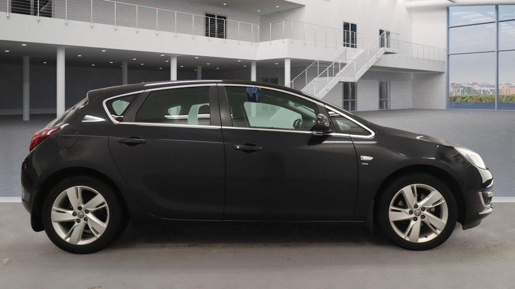 Used Vauxhall Astra for sale - 76472186: Photo 5