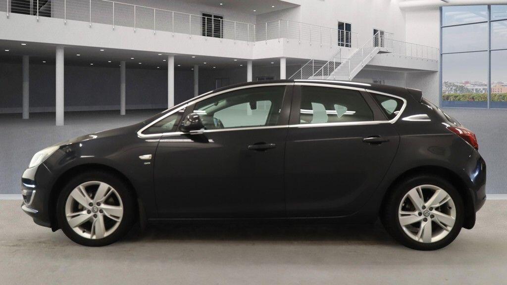 Used Vauxhall Astra for sale - 76472186: Photo 6