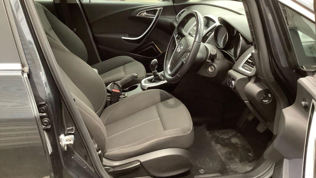 Used Vauxhall Astra for sale - 76472186: Photo 9