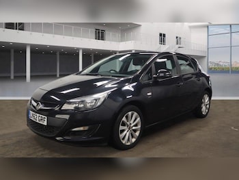 Used Vauxhall Astra 2013 for sale - 76036036: Photo