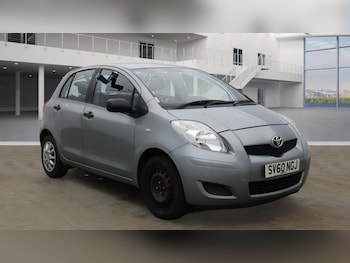 Used Toyota Yaris 2010 for sale - 76036031: Photo