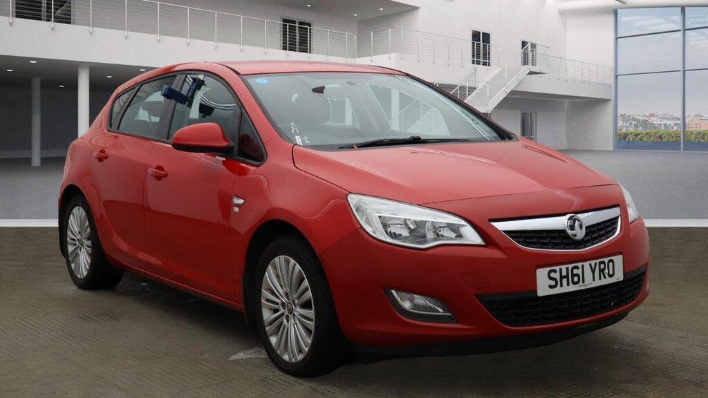 Used Vauxhall Astra for sale - 76485885: Photo 1