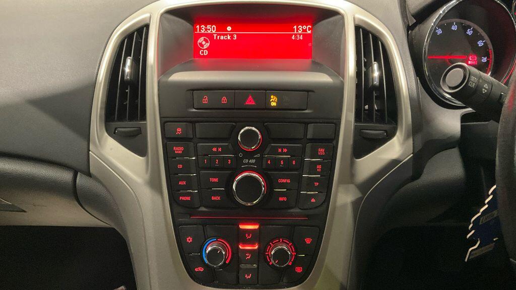 Used Vauxhall Astra for sale - 76485885: Photo 11