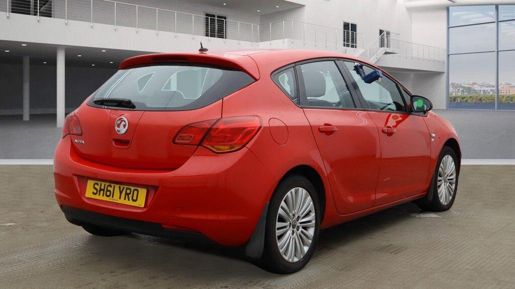 Used Vauxhall Astra for sale - 76485885: Photo 4