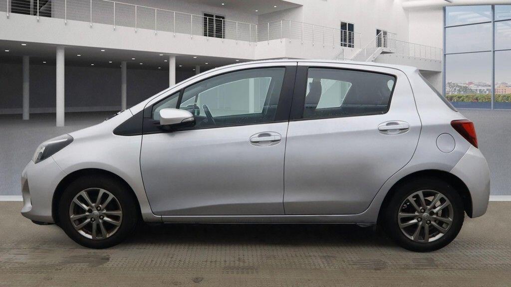Used Toyota Yaris for sale - 76484568: Photo 6