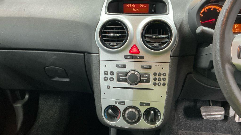 Used Vauxhall Corsa 2009 for sale - 76728356: Photo 11