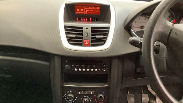 Used Peugeot 207 2009 for sale - 76295181: Photo 11