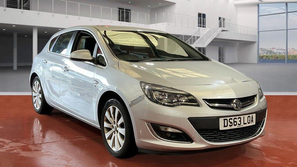Used Vauxhall Astra 2013 for sale - 76213825: Photo 1