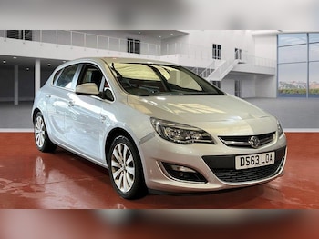 Vauxhall - Astra