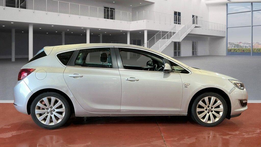 Used Vauxhall Astra 2013 for sale - 76213825: Photo 5