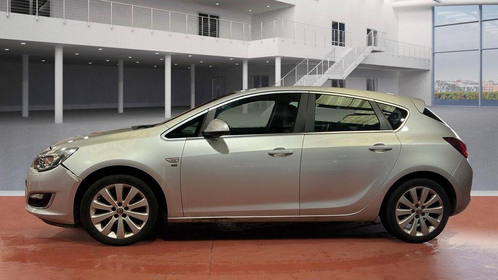 Used Vauxhall Astra 2013 for sale - 76213825: Photo 6