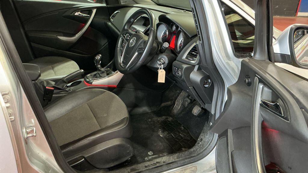 Used Vauxhall Astra 2013 for sale - 76213825: Photo 9