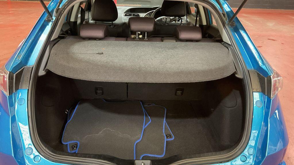 Used Honda Civic 2010 for sale - 76307456: Photo 7