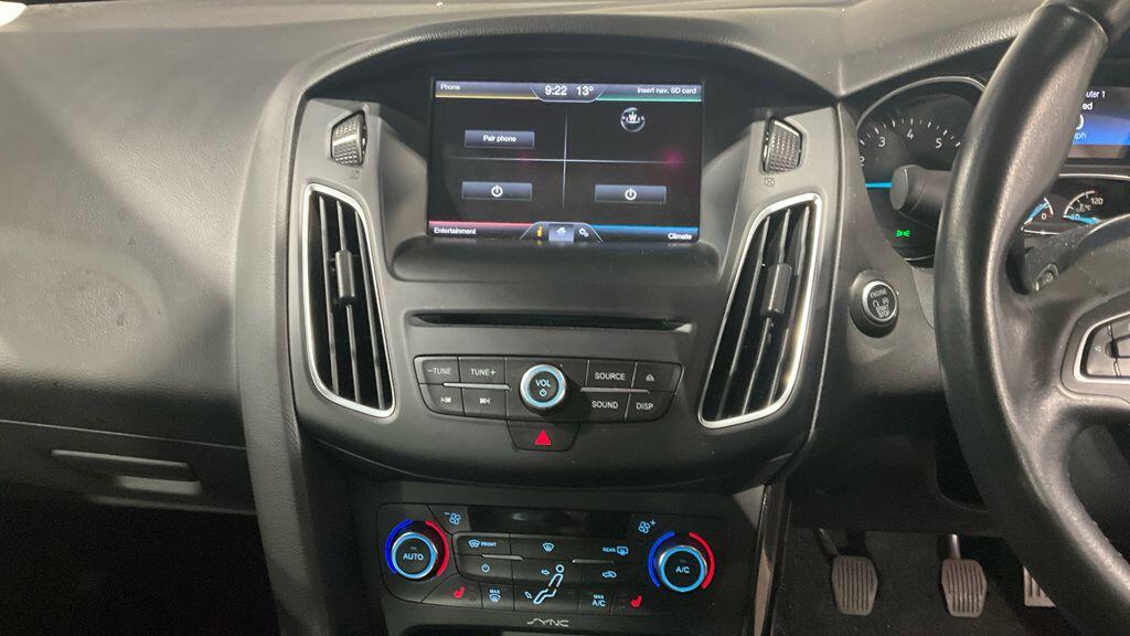 Used Ford Focus 2015 for sale - 76561302: Photo 11