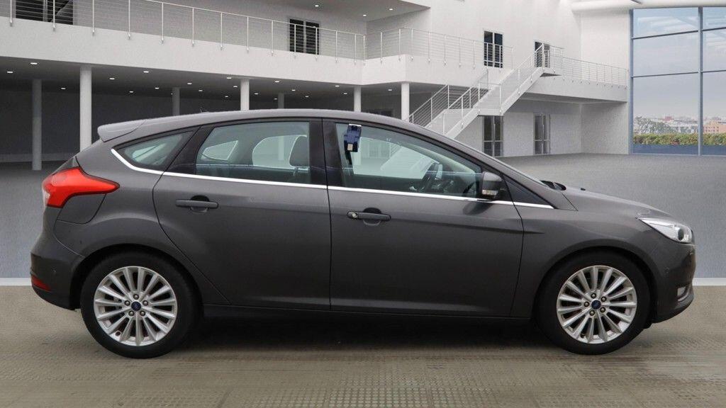 Used Ford Focus 2015 for sale - 76561302: Photo 3