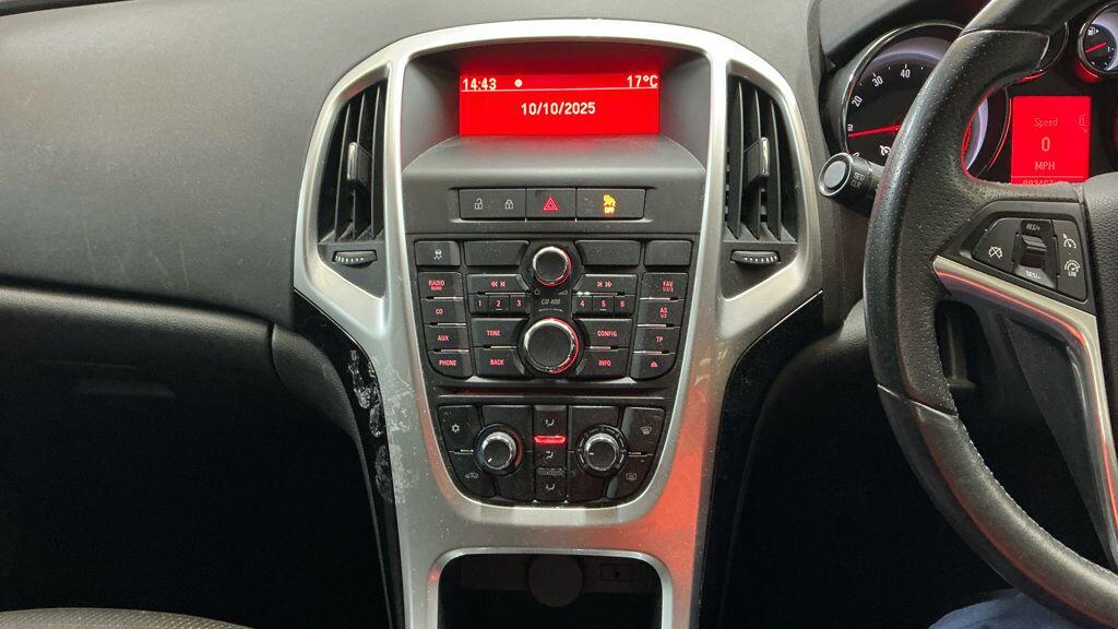 Used Vauxhall Astra for sale - 76485573: Photo 11