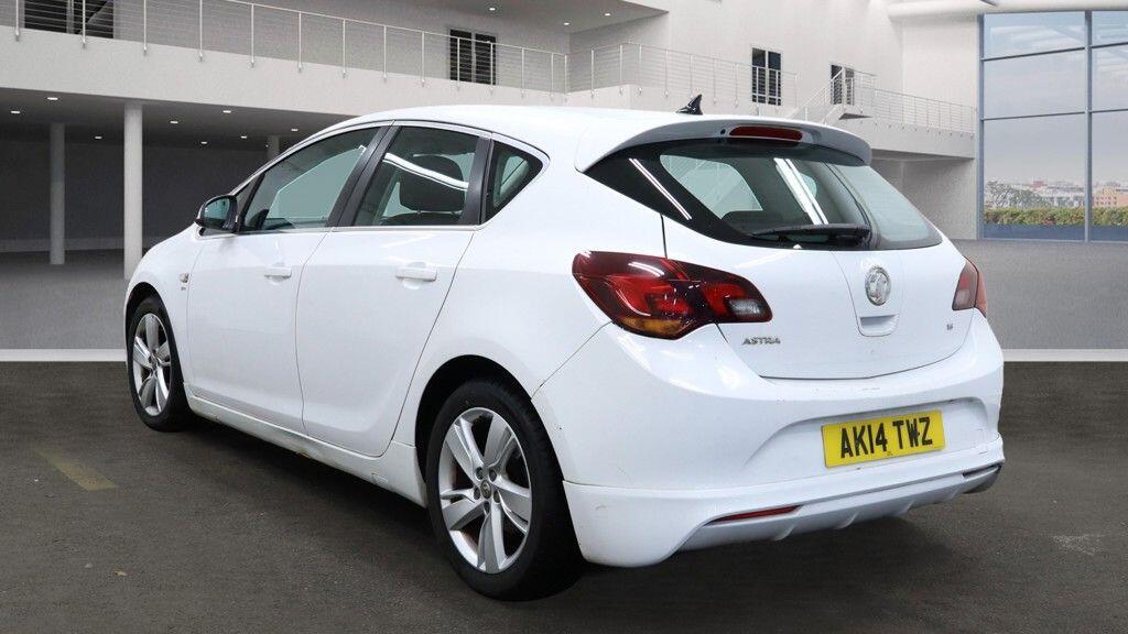 Used Vauxhall Astra for sale - 76485573: Photo 3