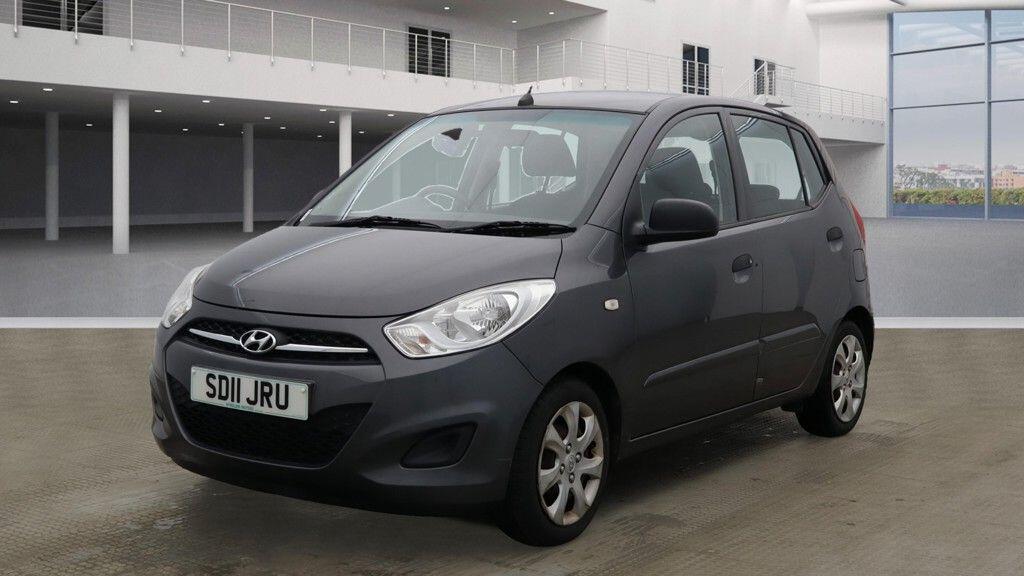 Used Hyundai i10 2011 for sale - 76728192: Photo 2