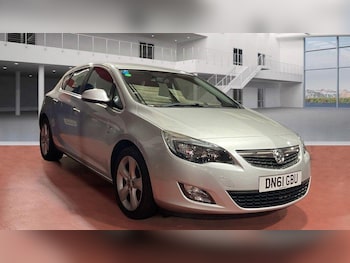Vauxhall - Astra