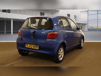 Used Toyota Yaris 2002 for sale - 76036053: Photo