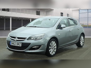 Used Vauxhall Astra 2012 for sale - 76036054: Photo
