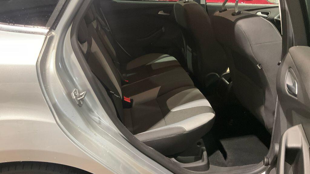 Used Ford Focus for sale - 76472182: Photo 8