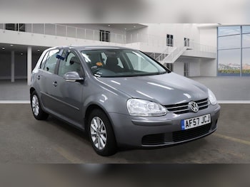 Volkswagen - Golf