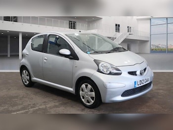 Used Toyota AYGO 2012 for sale - 76108385: Photo