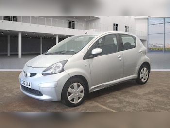 Used Toyota AYGO 2012 for sale - 76108385: Photo