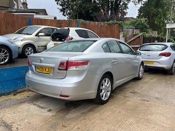 Used Toyota Avensis 2009 for sale - 76036119: Photo