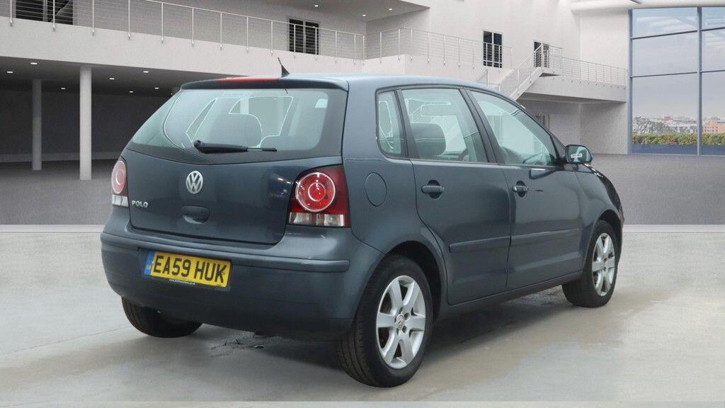 Used Volkswagen Polo 2009 for sale - 76735137: Photo 2