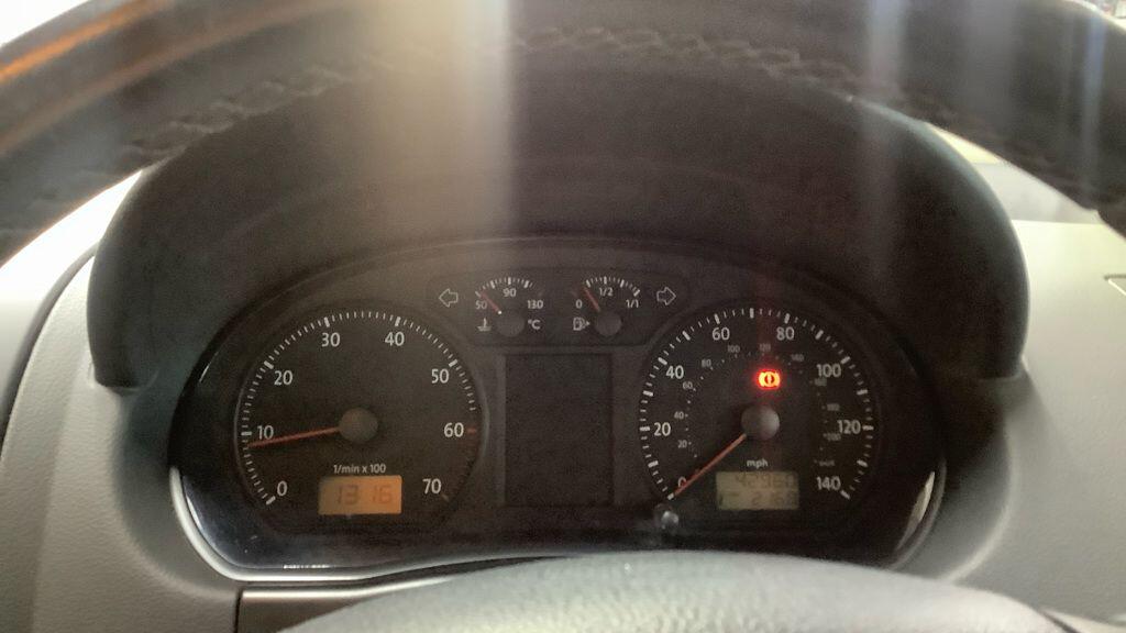 Used Volkswagen Polo 2009 for sale - 76735137: Photo 8