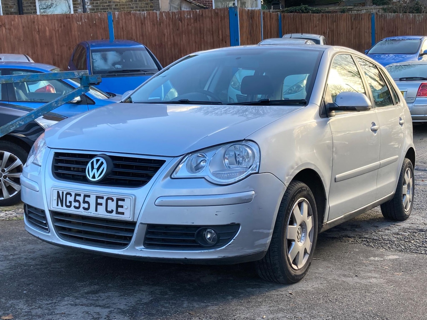 Used Volkswagen Polo 2005 for sale - 76898760: Photo 3