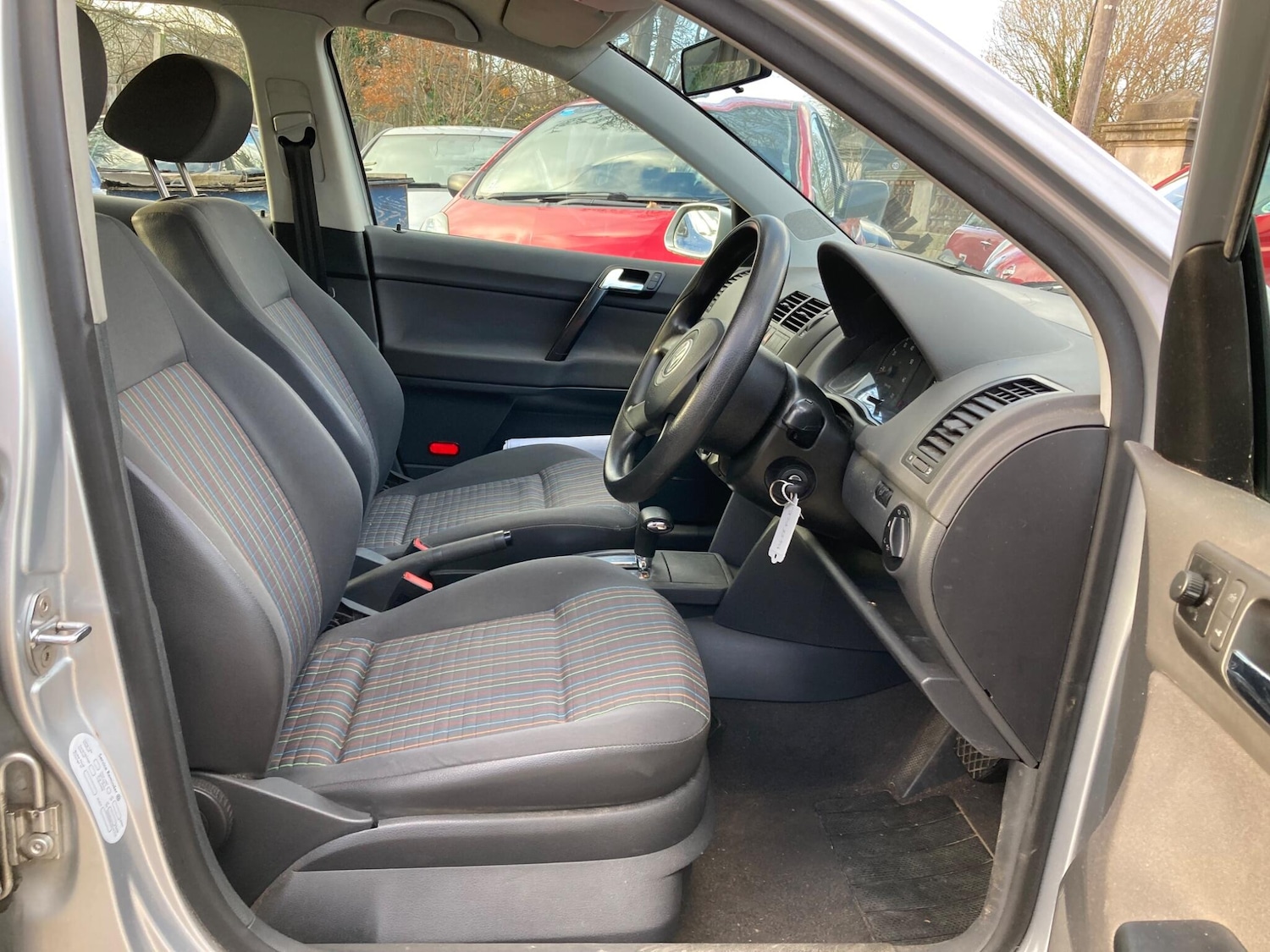 Used Volkswagen Polo 2005 for sale - 76898760: Photo 7